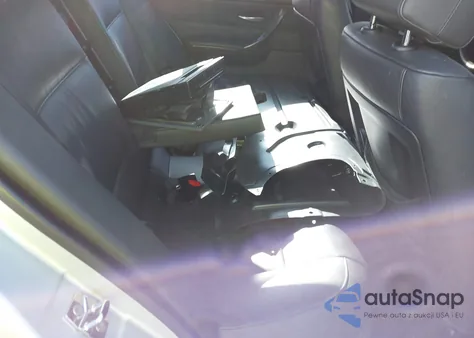 2008 BMW 328Xi из США, поврежденный, VIN WBAVC93548K042645